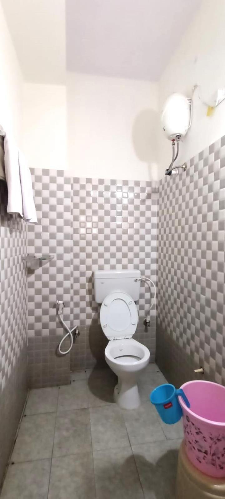 Zora Park Luxury Rooms Visakhapatnam Exteriör bild