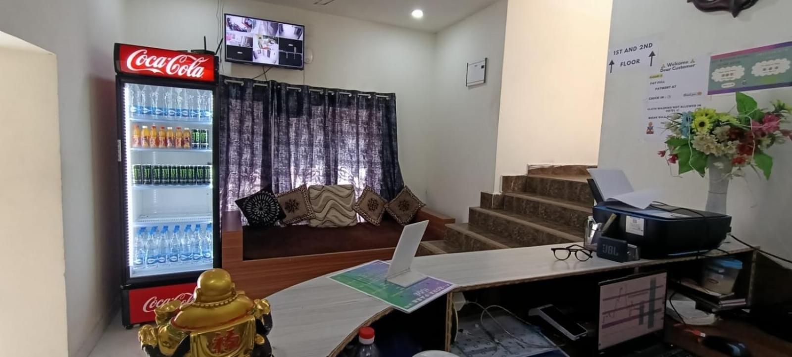 Zora Park Luxury Rooms Visakhapatnam Exteriör bild