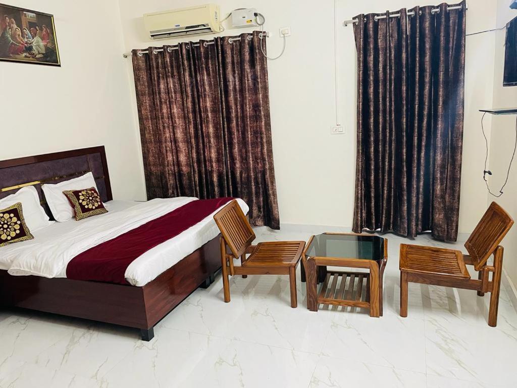 Zora Park Luxury Rooms Visakhapatnam Exteriör bild