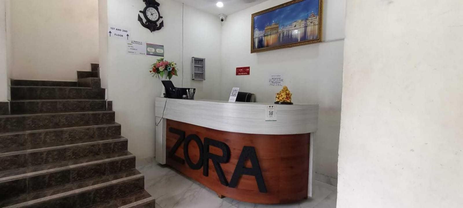 Zora Park Luxury Rooms Visakhapatnam Exteriör bild